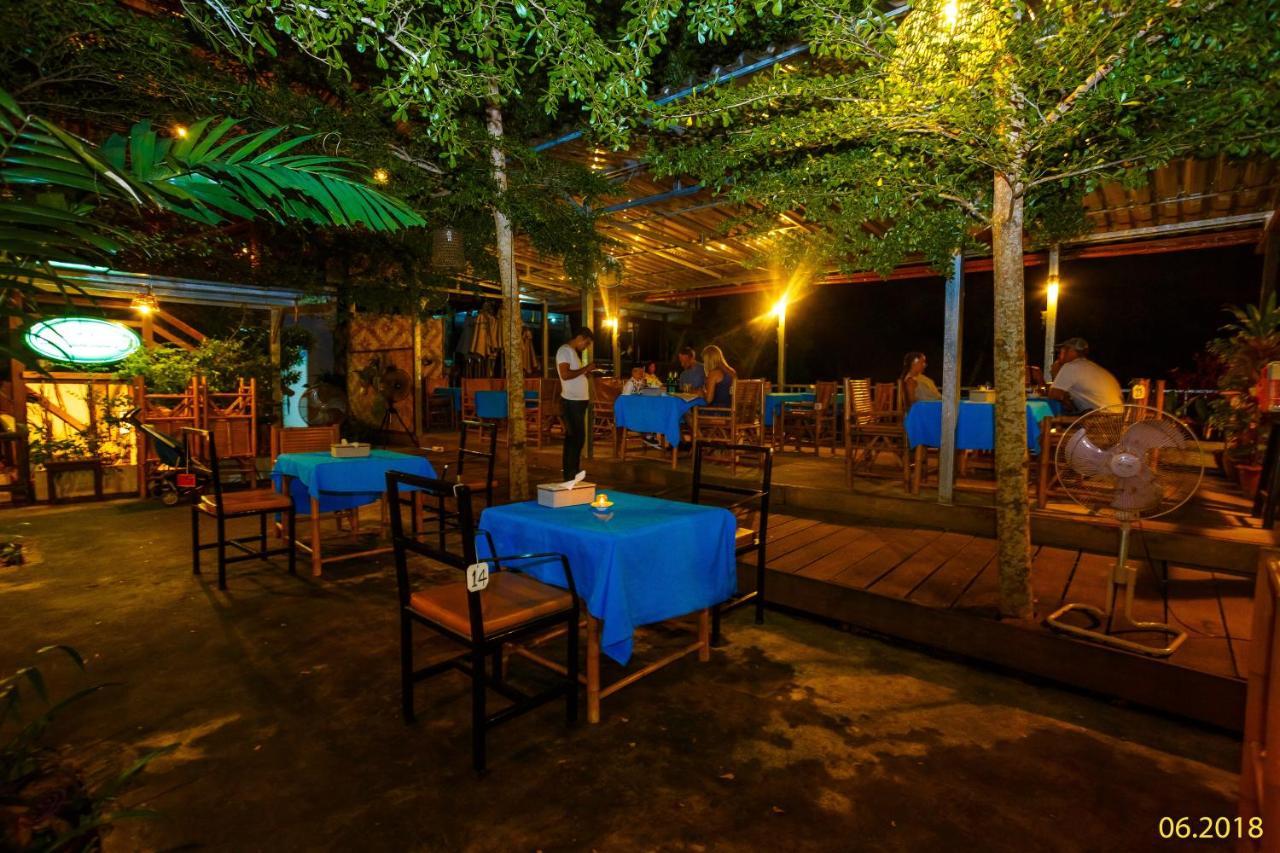 The Aristo Beach By Holy Cow 212 Phuket Exterior foto